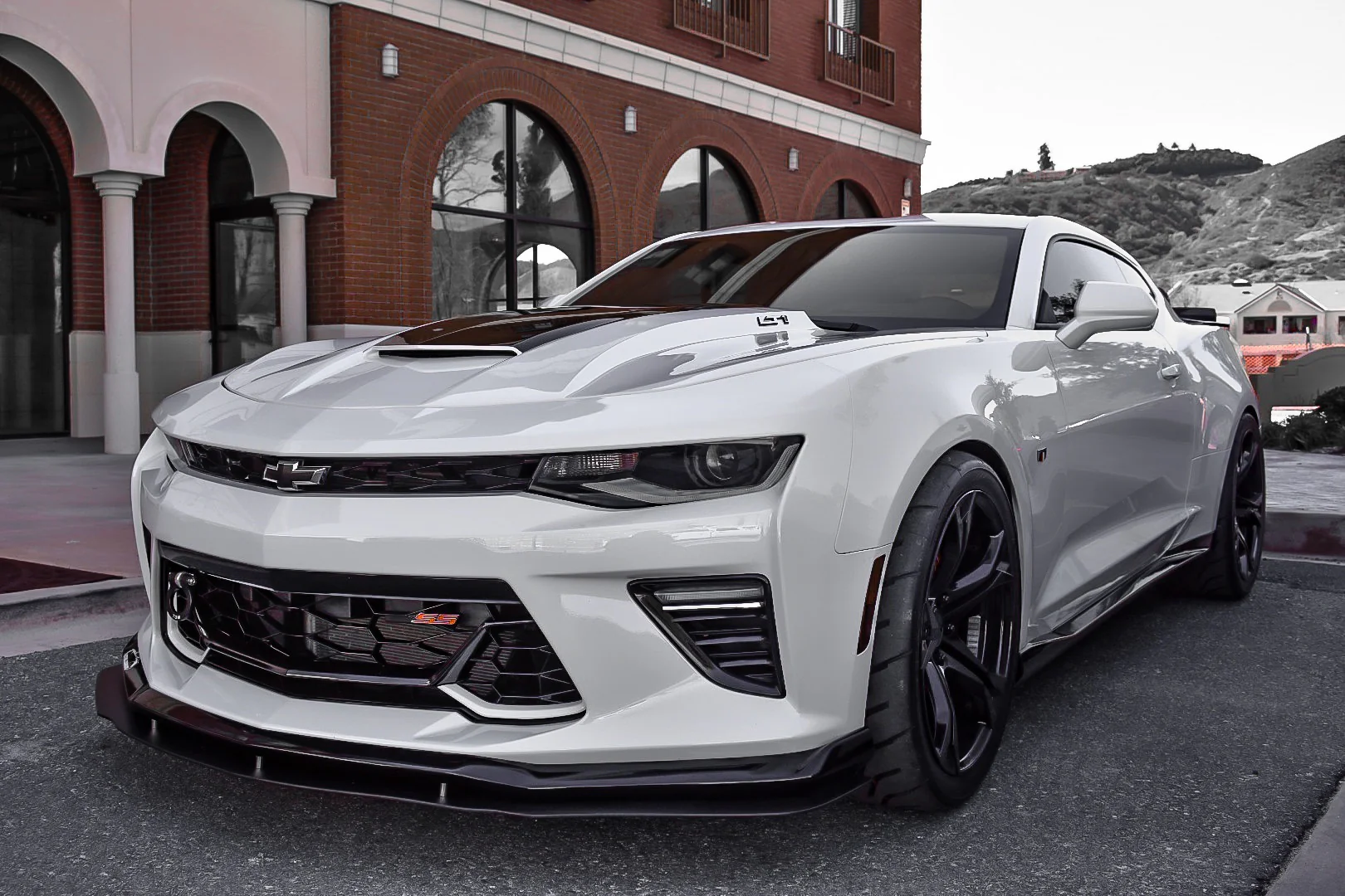 Camaro 16-18 with Fender Extensions Body Kit - Image 3