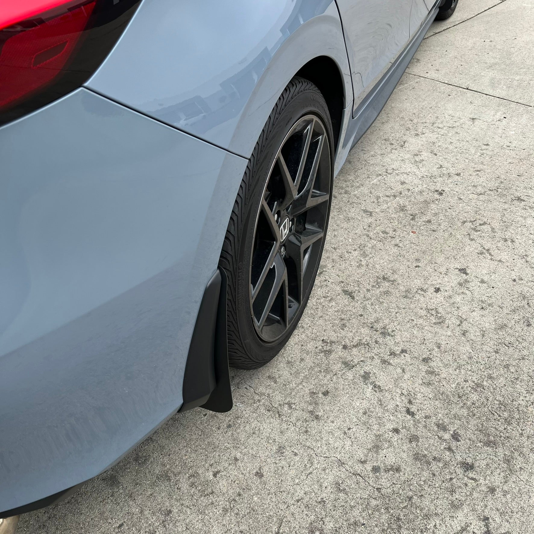 Civic 22-25 Sedan & Hatchback Standard Rock Guards - Image 9