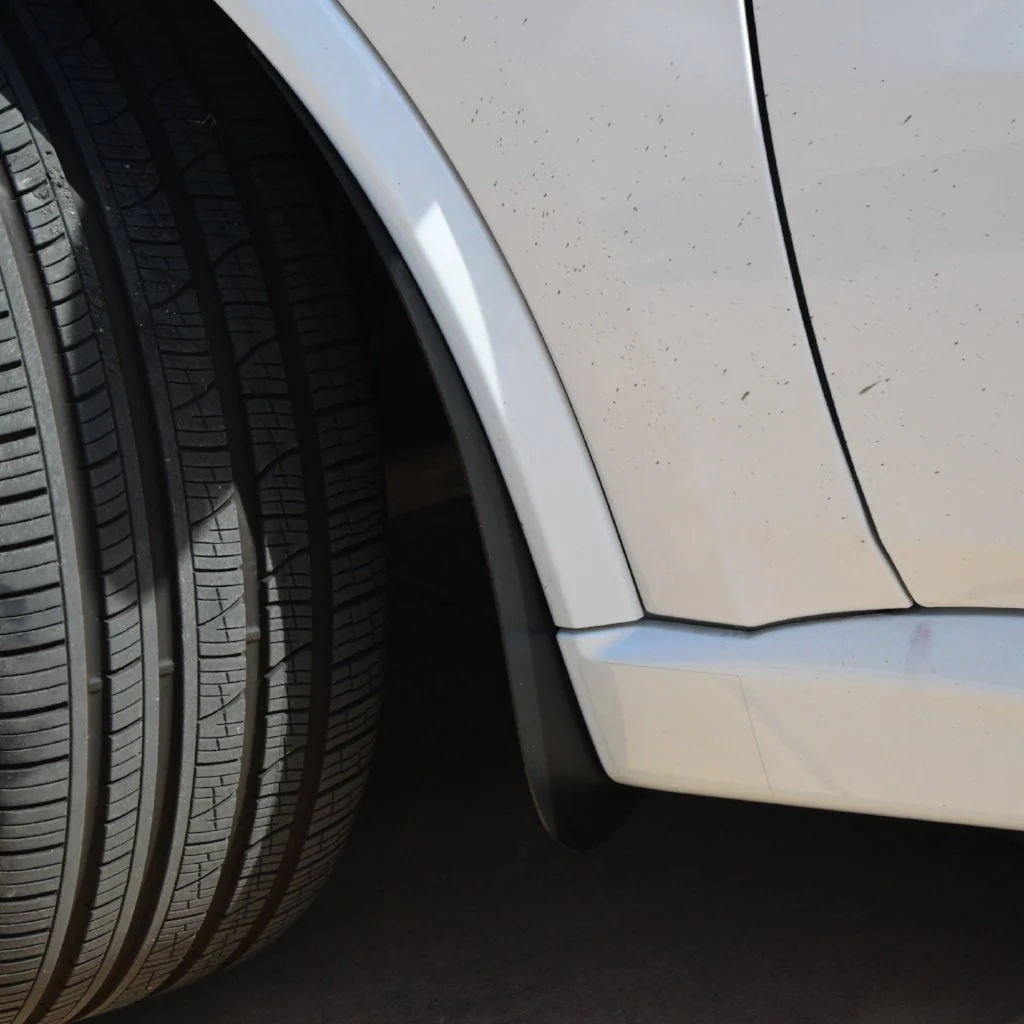 Durango 18-26 SRT Body Standard Rock Guards - Image 2