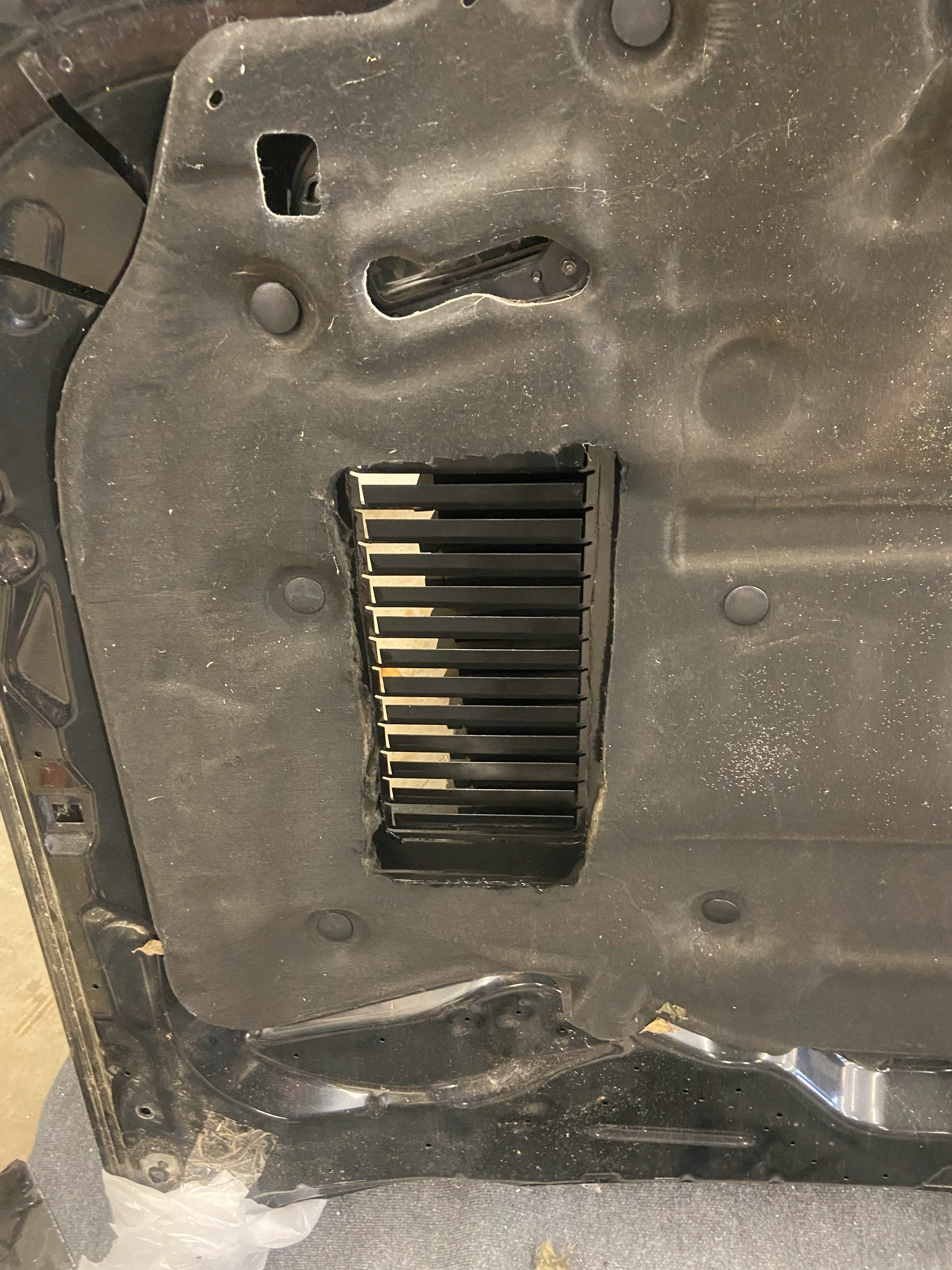 Mustang GT 18-23 Hood Vents (Stage 1) - Image 4