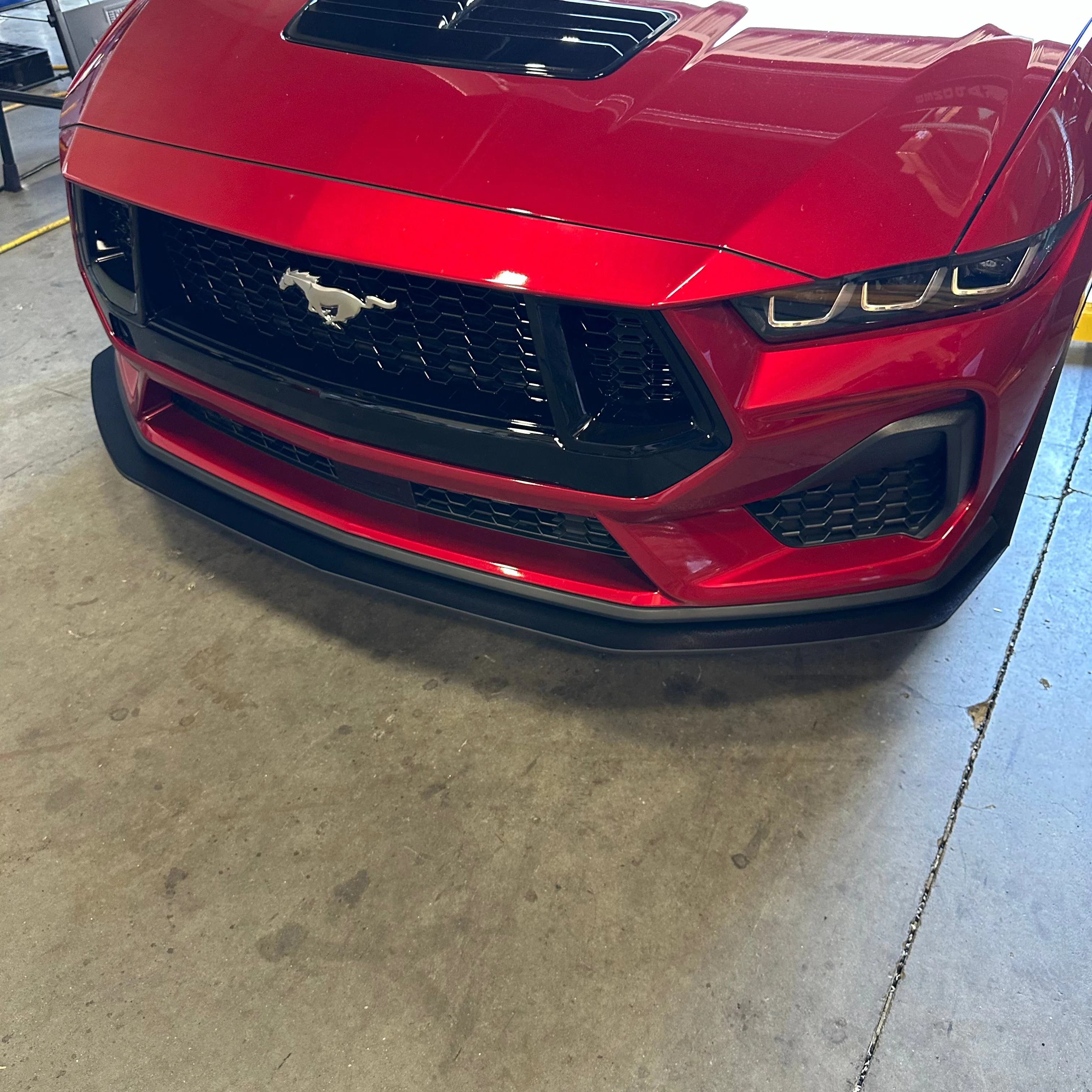 Mustang 24-26 GT/ECO Standard Body Kit - Image 18