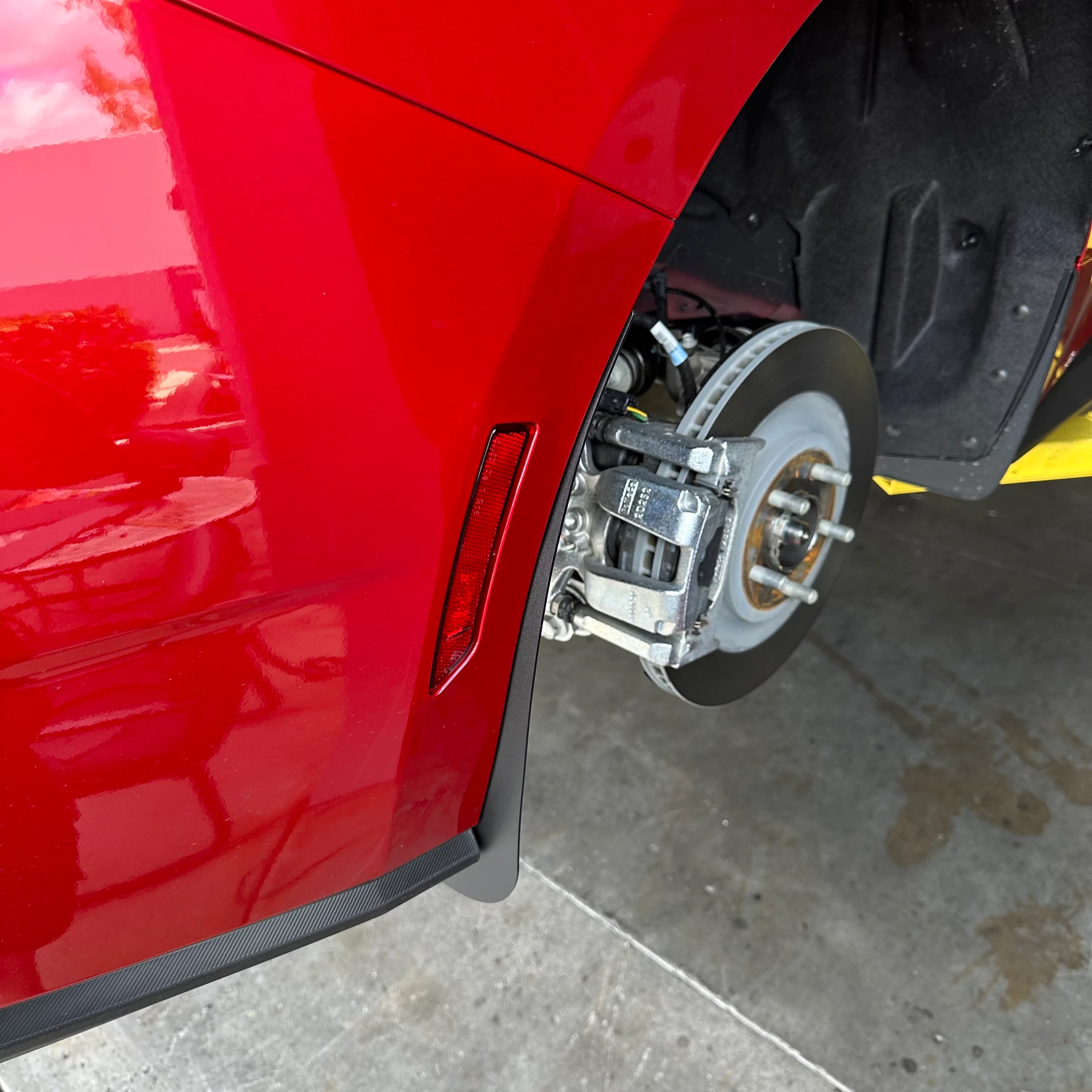 Mustang 24-25 GT/ECO & Performance Pack Standard Rock Guards - Image 8