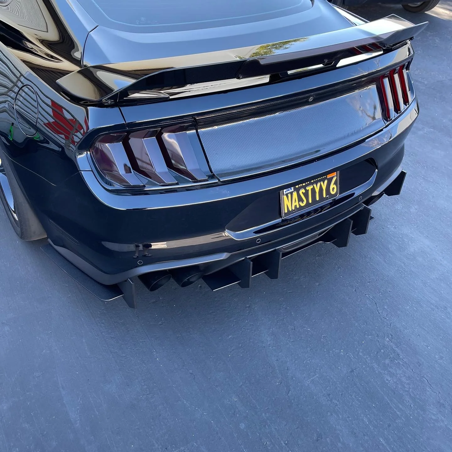 Mustang 18-23 GT Stealth Diffuser - Image 9