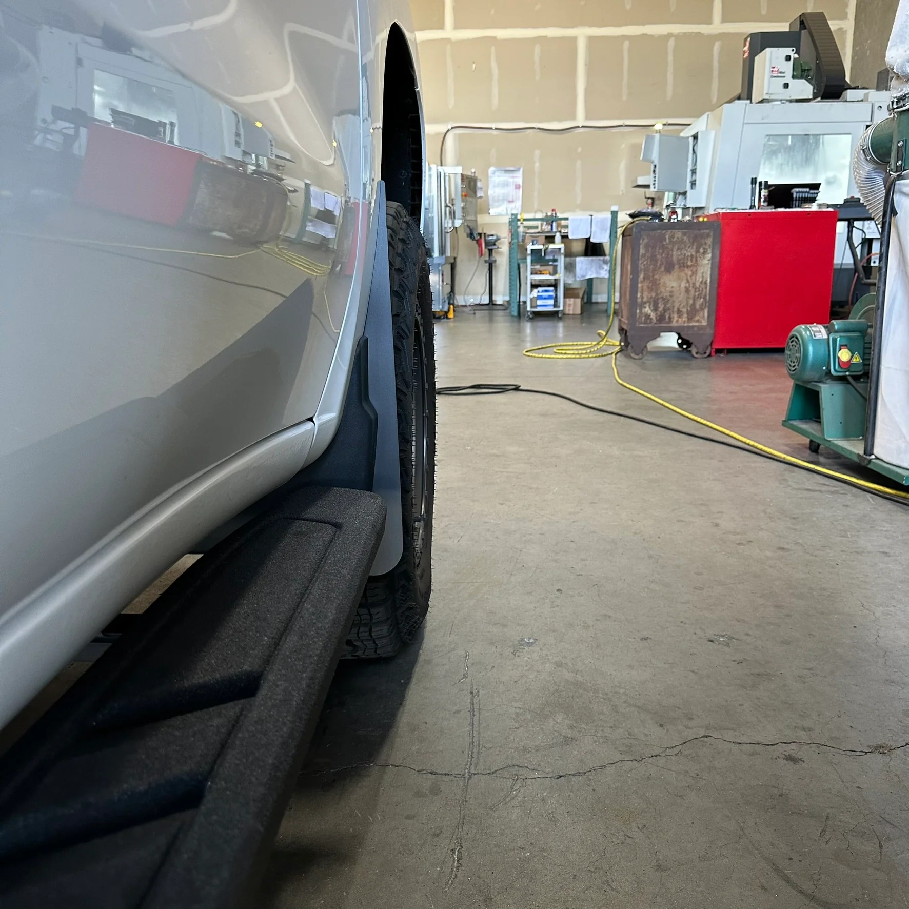 Silverado 1500 2019-2024 Standard Rock Guards - Image 9
